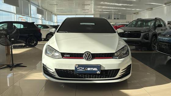 VOLKSWAGEN GOLF 2.0 TSI GTI 16V TURBO GASOLINA 4P AUTOMÁTICO VOLKSWAGEN GOLF 2.0 TSI GTI 16V TURBO GASOLINA 4P AUTOMÁTICO